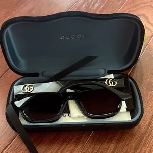 Gucci Black and Gold Sunglasses